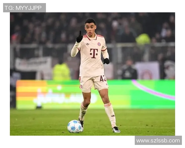 揭秘足球明星小鹿的成长历程与辉煌成就