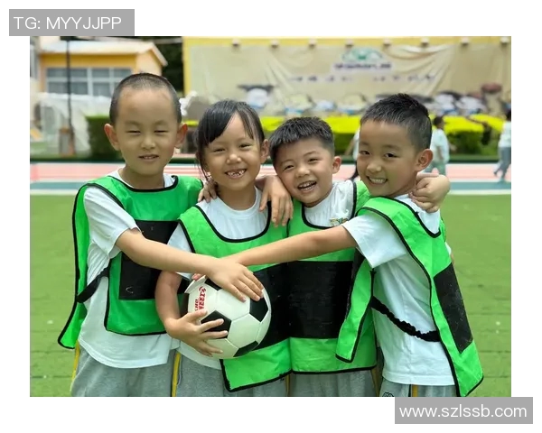 幼儿园小朋友们认识足球明星的精彩故事与成长历程